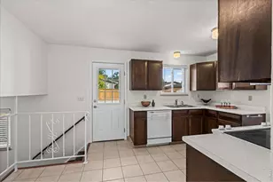 1312 Grays Peak Dr, Longmont, CO 80504 - Photo 7