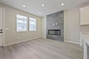 2833 Bear Spgs Cir, Longmont, CO 80503 - Photo 7