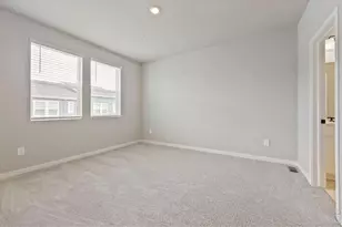 2833 Bear Spgs Cir, Longmont, CO 80503 - Photo 15
