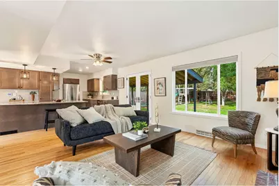 2072 Huntington Cir, Fort Collins, CO 80526 - Photo 7