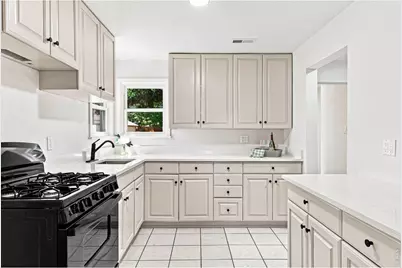 116 E 5th Ave, Longmont, CO 80504 - Photo 13