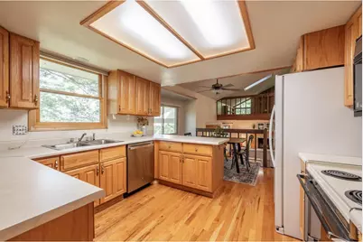 2927 Lakeshore Dr, Longmont, CO 80503 - Photo 11