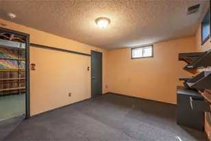 2927 Lakeshore Dr, Longmont, CO 80503 - Photo 35