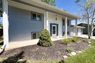 1205 Sycamore Dr, Loveland, CO 80538 - Photo 3