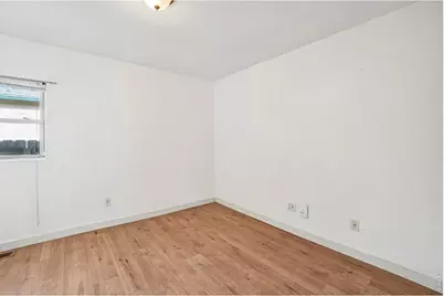 127 E Saint Clair Ave, Longmont, CO 80504 - Photo 15