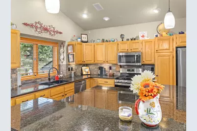 2251 Arapaho Rd, Estes Park, CO 80517 - Photo 23