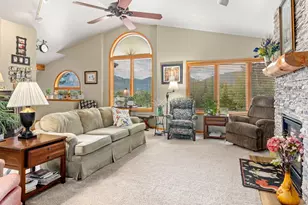 2251 Arapaho Rd, Estes Park, CO 80517 - Photo 15