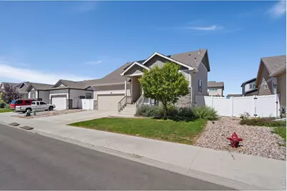 956 Maplebrook Dr, Windsor, CO 80550 - Photo 3