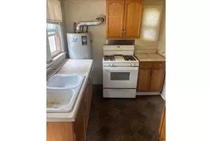 18 S Greeley Ave, Johnstown, CO 80534 - Photo 3