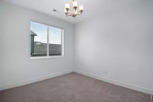 19570 E Sunset Cir, Aurora, CO 80015 - Photo 25