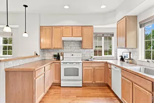 833 S Coffman St, Longmont, CO 80501 - Photo 9