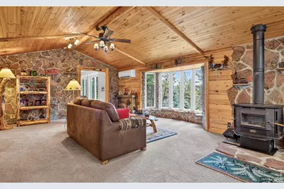 3050 Rainbow Ln, Loveland, CO 80537 - Photo 19