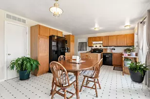 2918 Cherry Ln, Fort Collins, CO 80521 - Photo 9