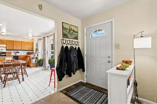 2918 Cherry Ln, Fort Collins, CO 80521 - Photo 5