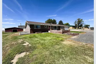 408 N Fremont Ave, Fleming, CO 80728 - Photo 5