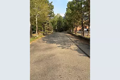 1010 S Saint Vrain Ave #H2, Estes Park, CO 80517 - Photo 19