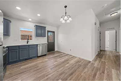 552 S Carriage Dr, Milliken, CO 80543 - Photo 3
