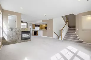 305 Riverview Ct, Longmont, CO 80501 - Photo 5