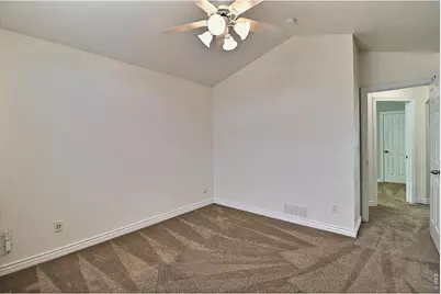 5606 W 32nd St, Greeley, CO 80634 - Photo 25