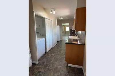 307 16th St, Burlington, CO 80807 - Photo 9