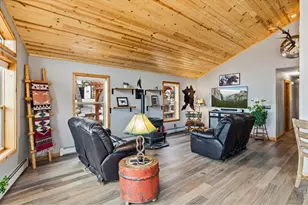 557 Red Blf Rd, Livermore, CO 80536 - Photo 7