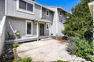 942 Reynolds Farm Ln, Longmont, CO 80503 - Photo 3