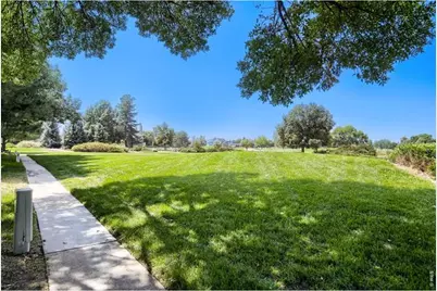 942 Reynolds Farm Ln #9-B, Longmont, CO 80503 - Photo 17