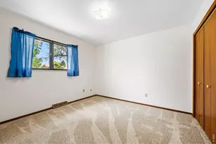 754 S Dotsero Dr, Loveland, CO 80537 - Photo 13