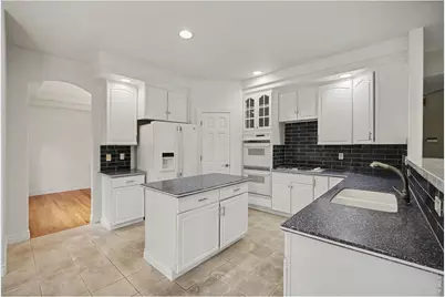 1690 Brown Ct, Longmont, CO 80503 - Photo 9