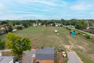 2422 W 1st St, Greeley, CO 80631 - Photo 7