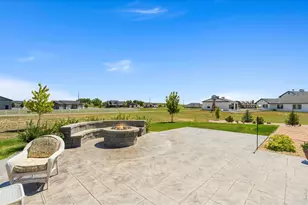 9251 Meadow Farms Dr, Milliken, CO 80543 - Photo 45