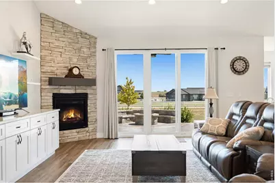 9251 Meadow Farms Dr, Milliken, CO 80543 - Photo 5