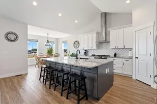 9251 Meadow Farms Dr, Milliken, CO 80543 - Photo 7