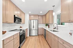 1038 Aspen St, Longmont, CO 80501 - Photo 9