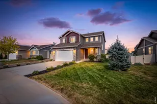 560 Cimarron Dr, Ault, CO 80610 - Photo 1