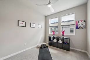 2865 Bear Spgs Cir, Longmont, CO 80503 - Photo 25