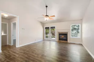 526 Dunraven Dr, Fort Collins, CO 80525 - Photo 3