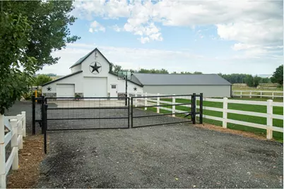 2525 W County Road 4, Berthoud, CO 80513 - Photo 7
