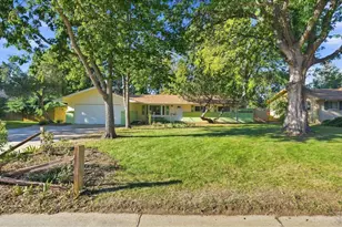 825 E Pitkin St, Fort Collins, CO 80524 - Photo 1