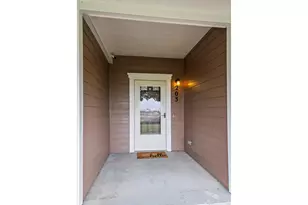 10449 Paris St, Commerce City, CO 80640 - Photo 3