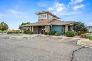 10449 Paris St, Commerce City, CO 80640 - Photo 27