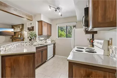60 S Boulder Cir #6016, Boulder, CO 80303 - Photo 3