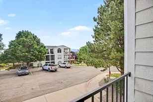 1629 S Deframe St, Lakewood, CO 80228 - Photo 23