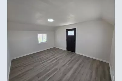 425 N 3rd Ave, Sterling, CO 80751 - Photo 3