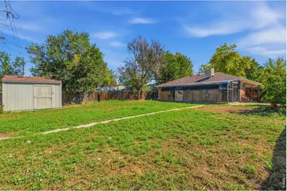 1309 Florence St, Aurora, CO 80010 - Photo 17