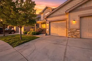 1974 Pikes Peak Dr, Loveland, CO 80538 - Photo 1