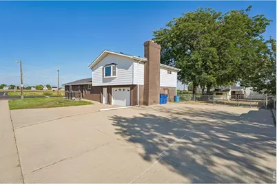 101 2nd St, Dacono, CO 80514 - Photo 3