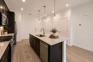 2835 Bear Spgs Cir, Longmont, CO 80503 - Photo 3