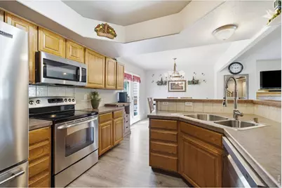 1737 69th Ave, Greeley, CO 80634 - Photo 13