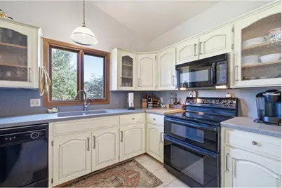 4601 N Sunshine Ct, Loveland, CO 80537 - Photo 19